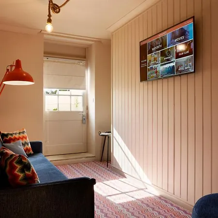 Bike & Boot - Leisure For Now 4* Scarborough