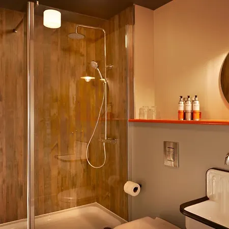 Bike & Boot - Leisure For Now Hotel