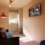 Bike & Boot - Leisure For Now 4* Scarborough